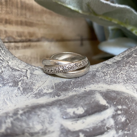 Jewelry - Sterling Silver Interlocking Rings